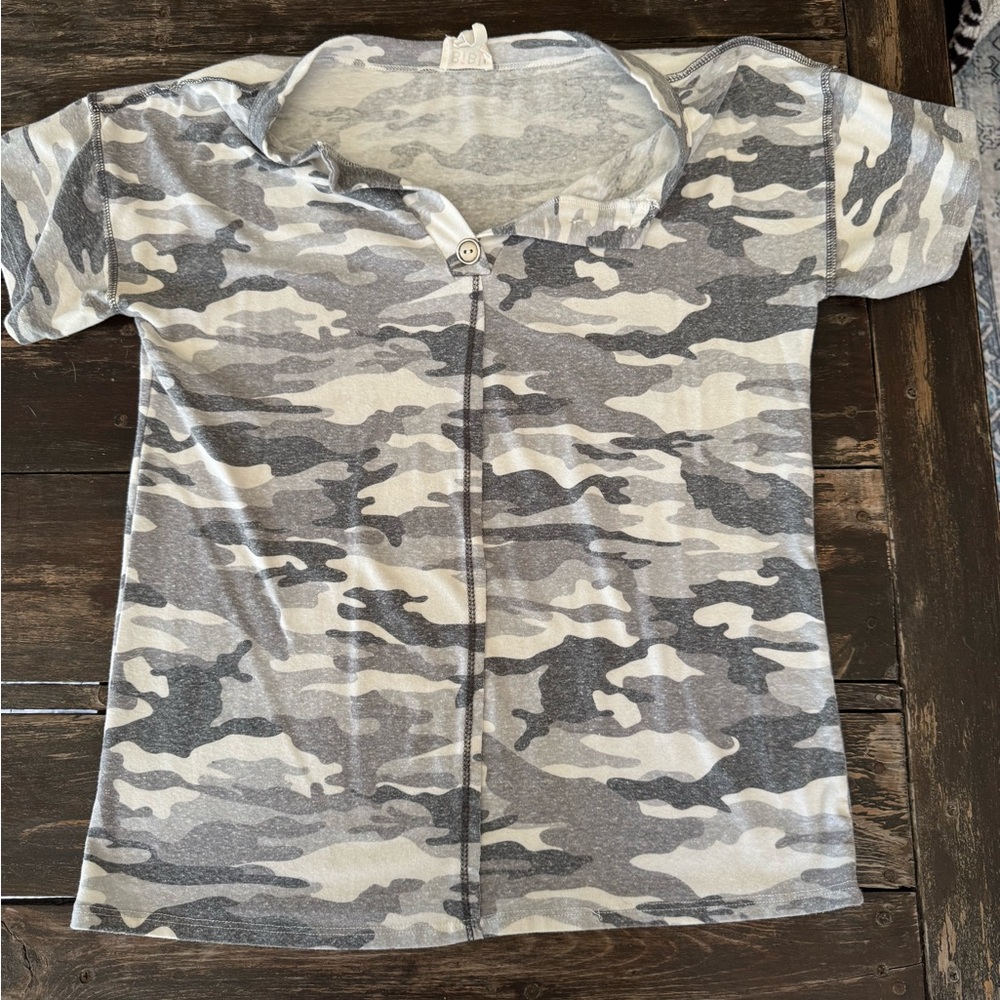 BiBi Gray and White Short Sleeve Tee